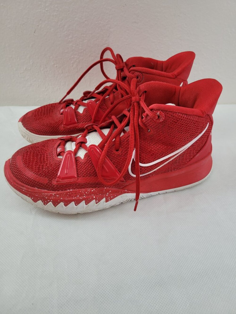 Nike Kyrie 7 TB University Red DA7767-603 Men's size 7 Basketball Court Shoes